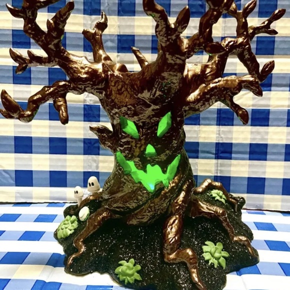 Bath & Body Works Holiday Bath Body Works Lightup Haunted Monster